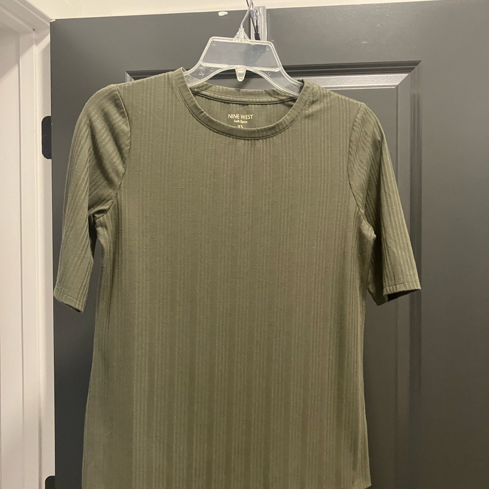 Nine West Olive Green Ribbed Short Sleeve Tee